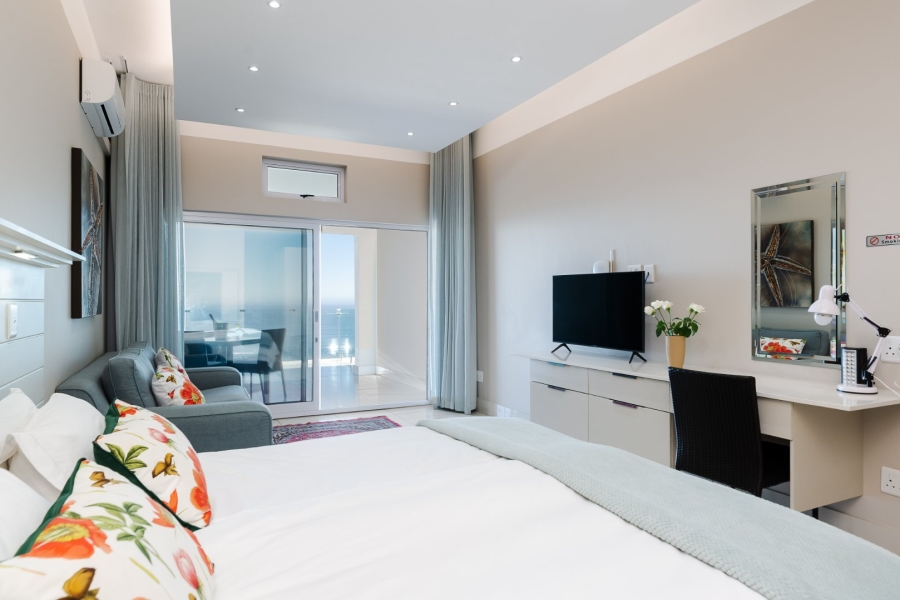 11 Bedroom Property for Sale in Camps Bay Western Cape